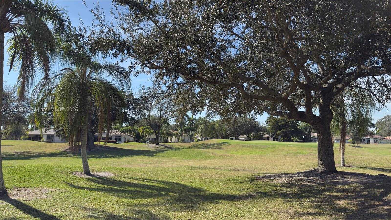 Small Image of 2531 EAGLE RUN DR, Weston Number 20