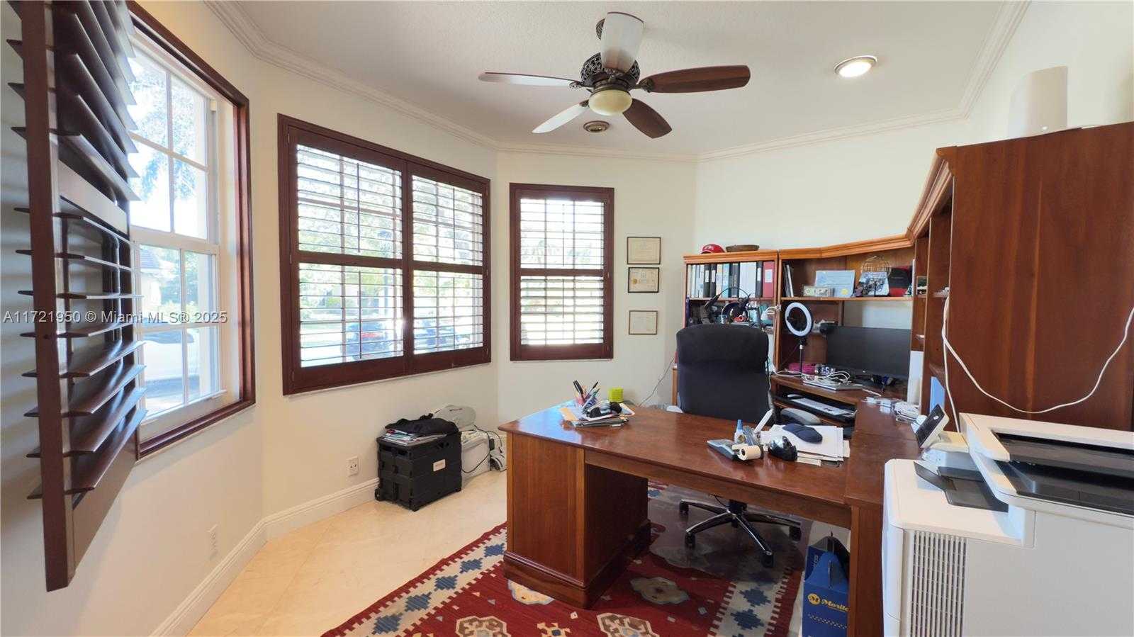 Small Image of 2531 EAGLE RUN DR, Weston Number 24