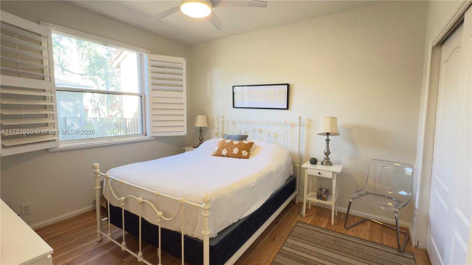 Small Image of 2531 EAGLE RUN DR, Weston Number 31