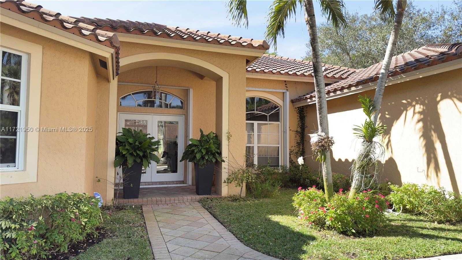 Small Image of 2531 EAGLE RUN DR, Weston Number 7