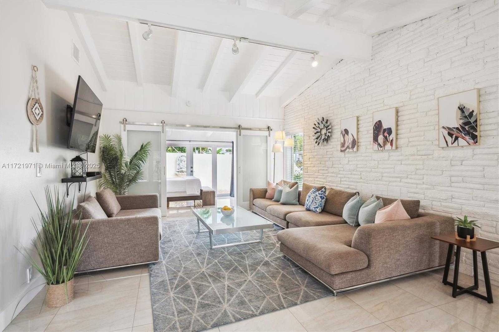 Small Image of 3301 NORTH EAST 16TH CT, Fort Lauderdale Number 33