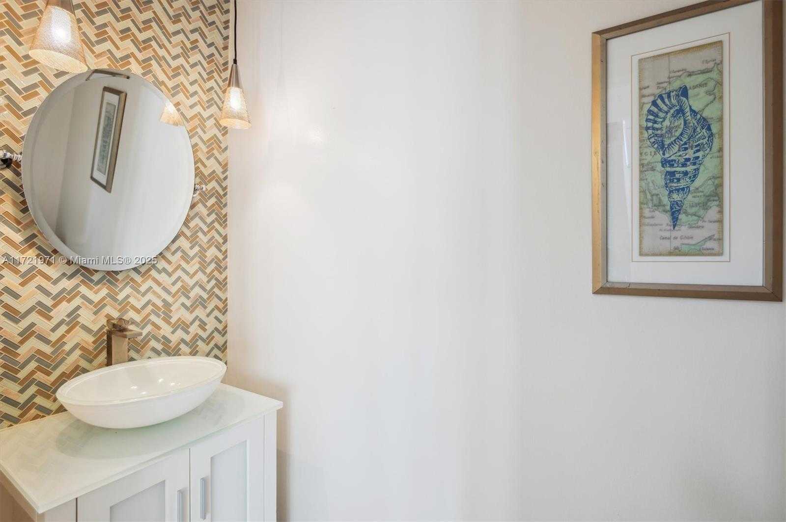 Small Image of 3301 NORTH EAST 16TH CT, Fort Lauderdale Number 44