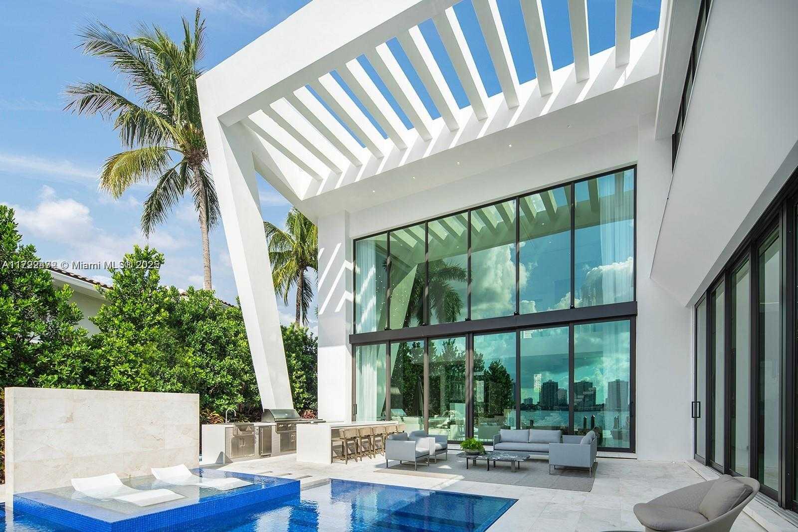 Small Image of 18530 NORTH BAY RD, Sunny Isles Beach Number 7