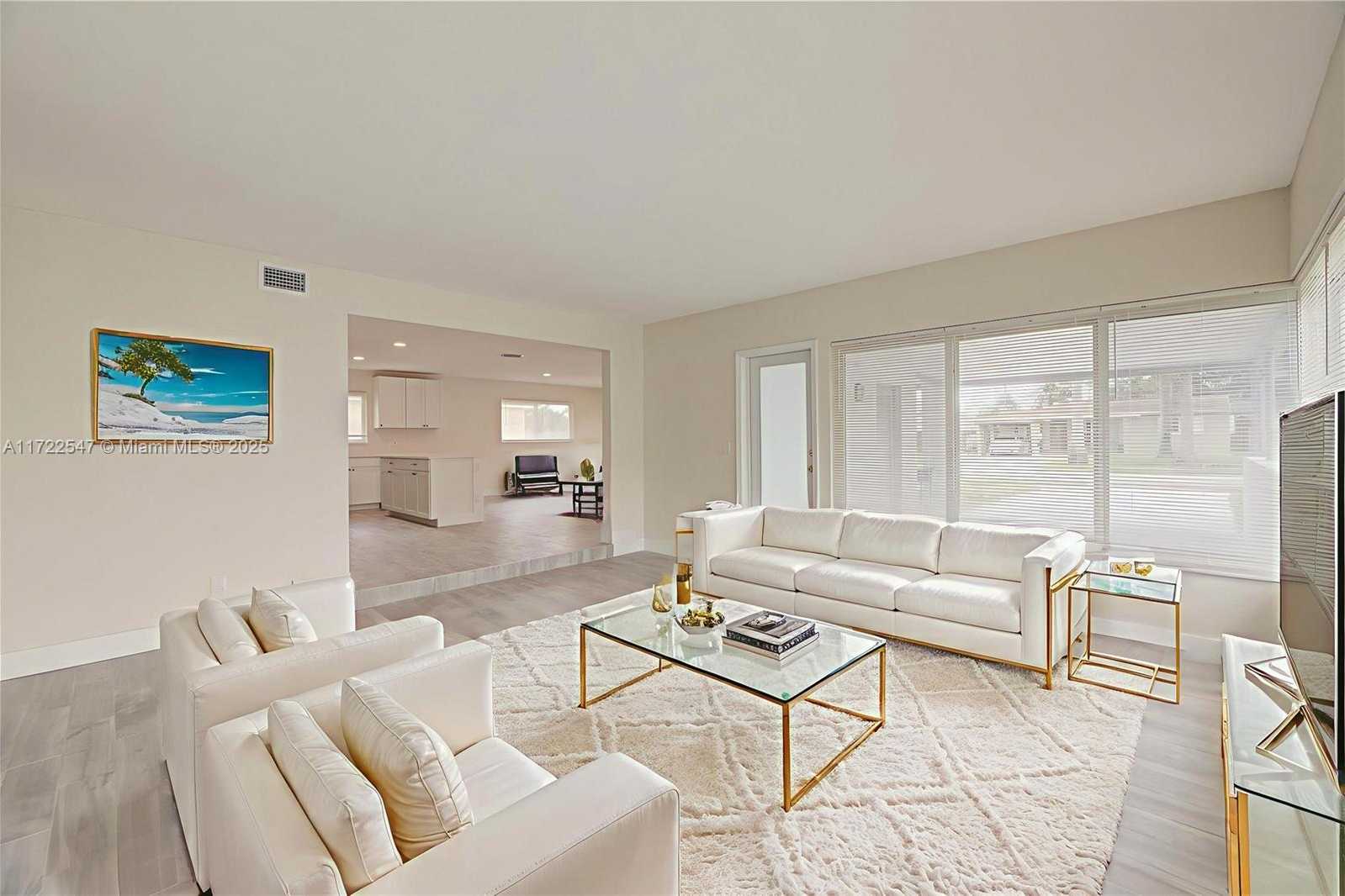 Small Image of 610 NORTH 31ST CT, Hollywood Number 2
