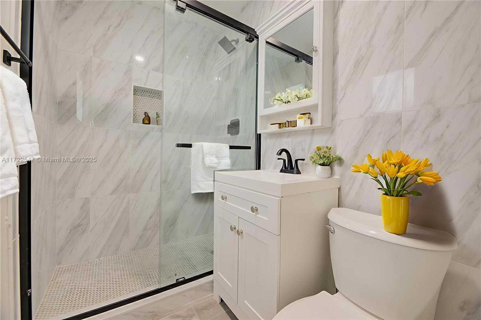 Small Image of 610 NORTH 31ST CT, Hollywood Number 6