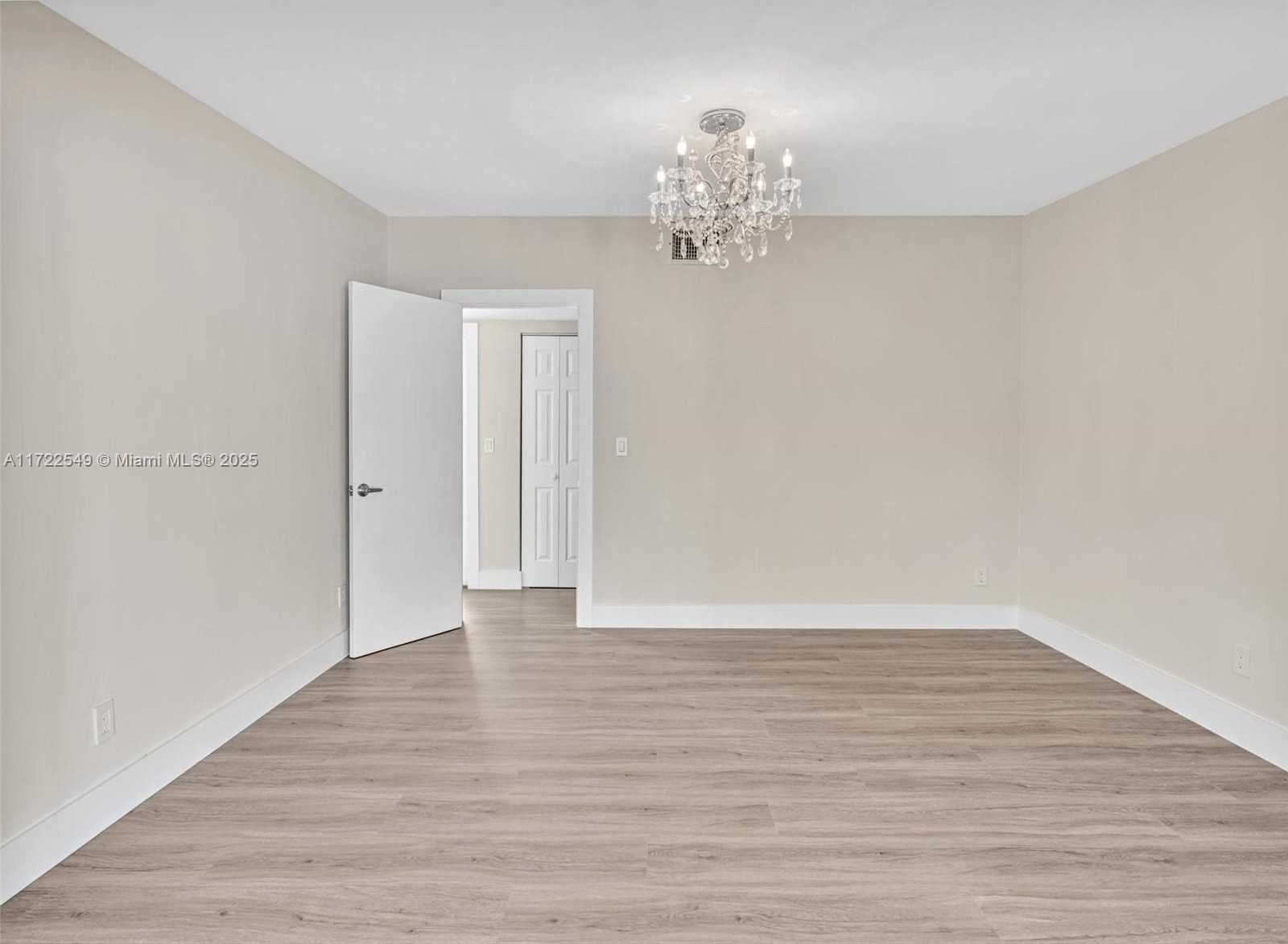 Small Image of 12904 BANYAN RD, North Miami Number 50