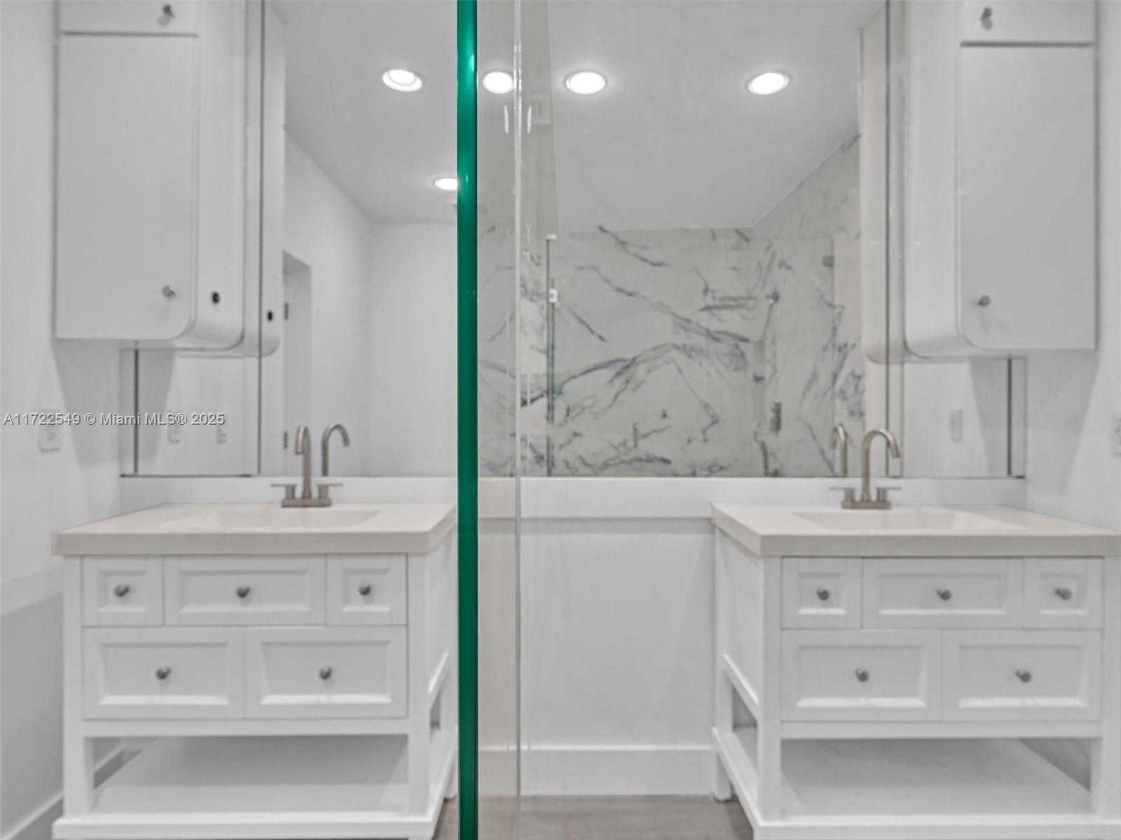 Small Image of 12904 BANYAN RD, North Miami Number 70