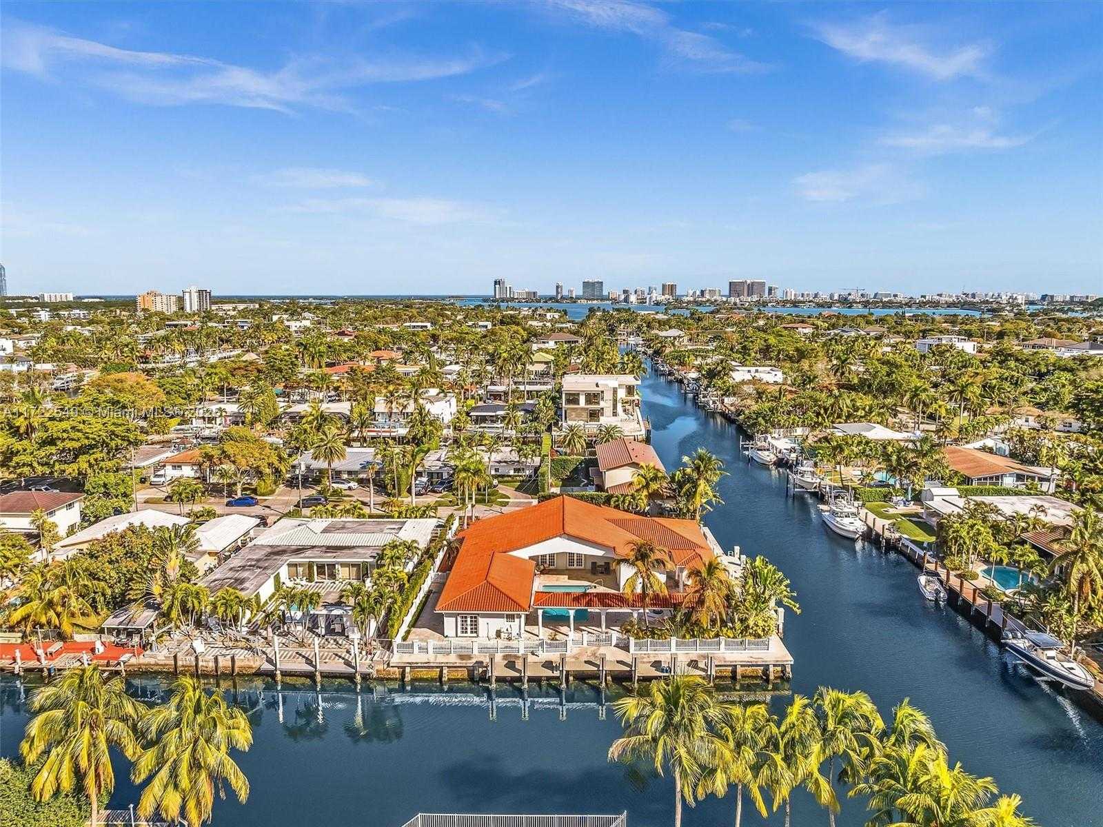 Small Image of 12904 BANYAN RD, North Miami Number 84
