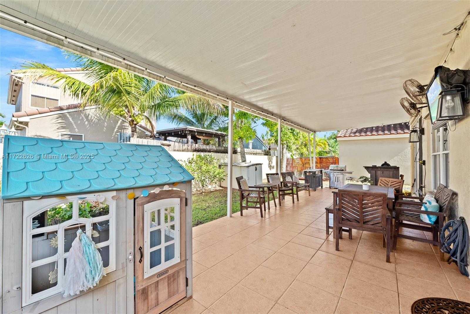 Small Image of 18463 NORTH WEST 20TH ST, Pembroke Pines Number 25