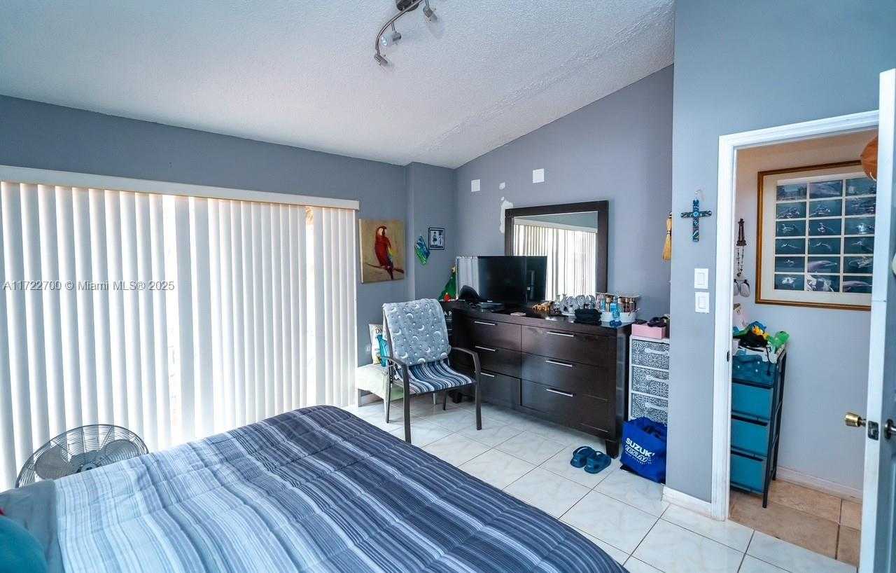 Small Image of 21445 SOUTH WEST 89TH PATH, Cutler Bay Number 18