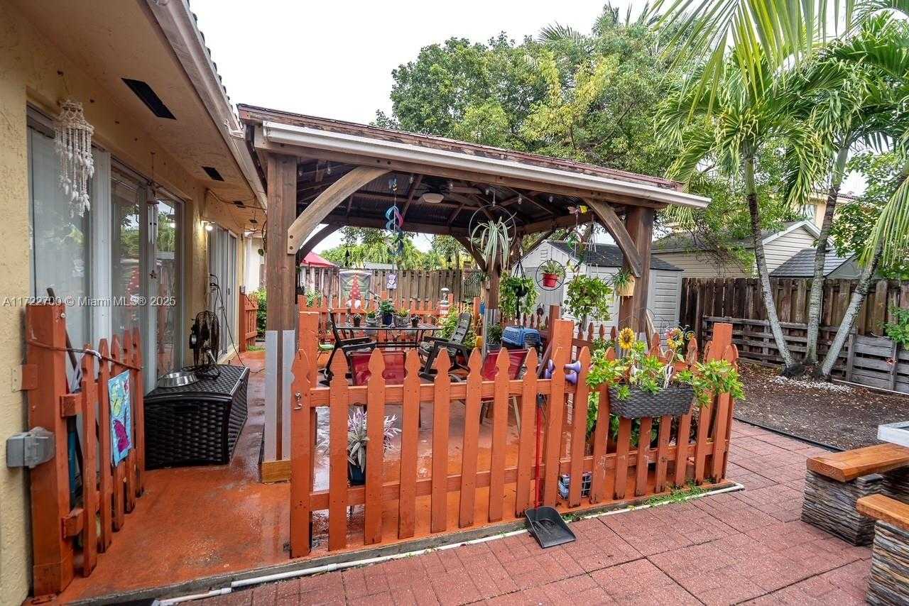 Small Image of 21445 SOUTH WEST 89TH PATH, Cutler Bay Number 22