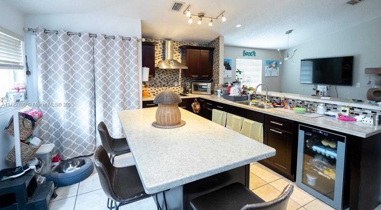 Small Image of 21445 SOUTH WEST 89TH PATH, Cutler Bay Number 5