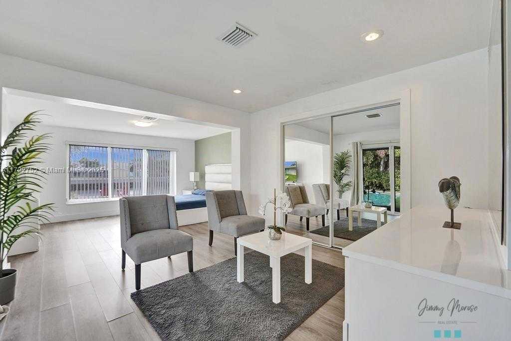 Small Image of 410 SOUTH WEST 18TH, Pompano Beach Number 21