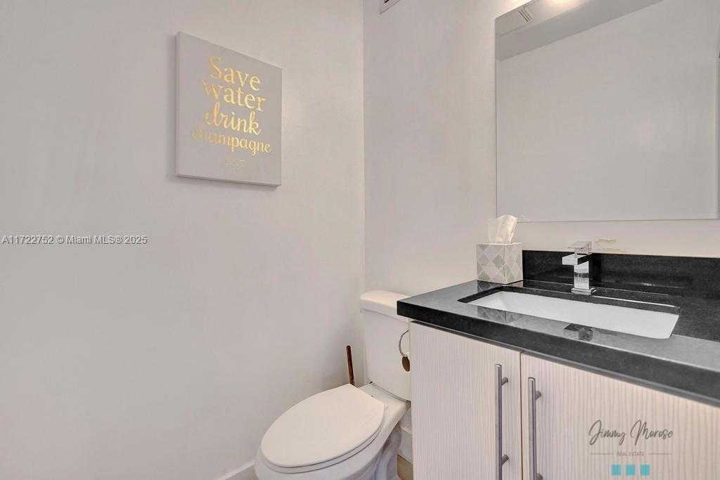 Small Image of 410 SOUTH WEST 18TH, Pompano Beach Number 29