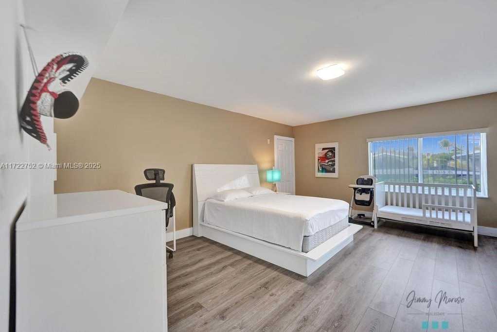 Small Image of 410 SOUTH WEST 18TH, Pompano Beach Number 33