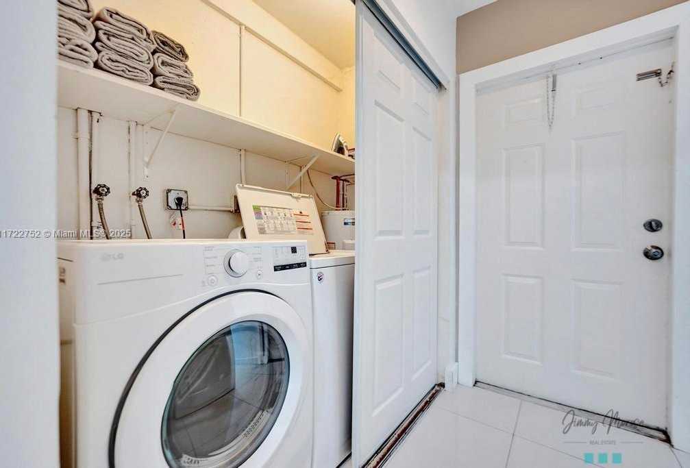 Small Image of 410 SOUTH WEST 18TH, Pompano Beach Number 35