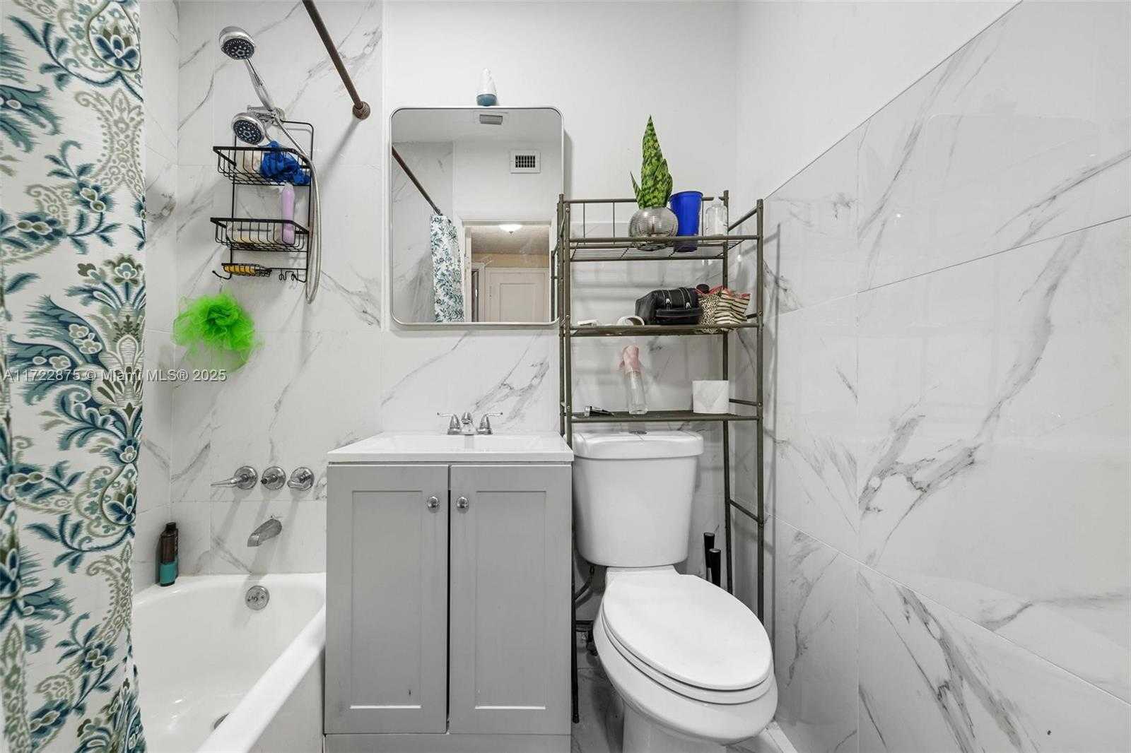 Small Image of 620 NORTH EAST 137TH ST, North Miami Number 5