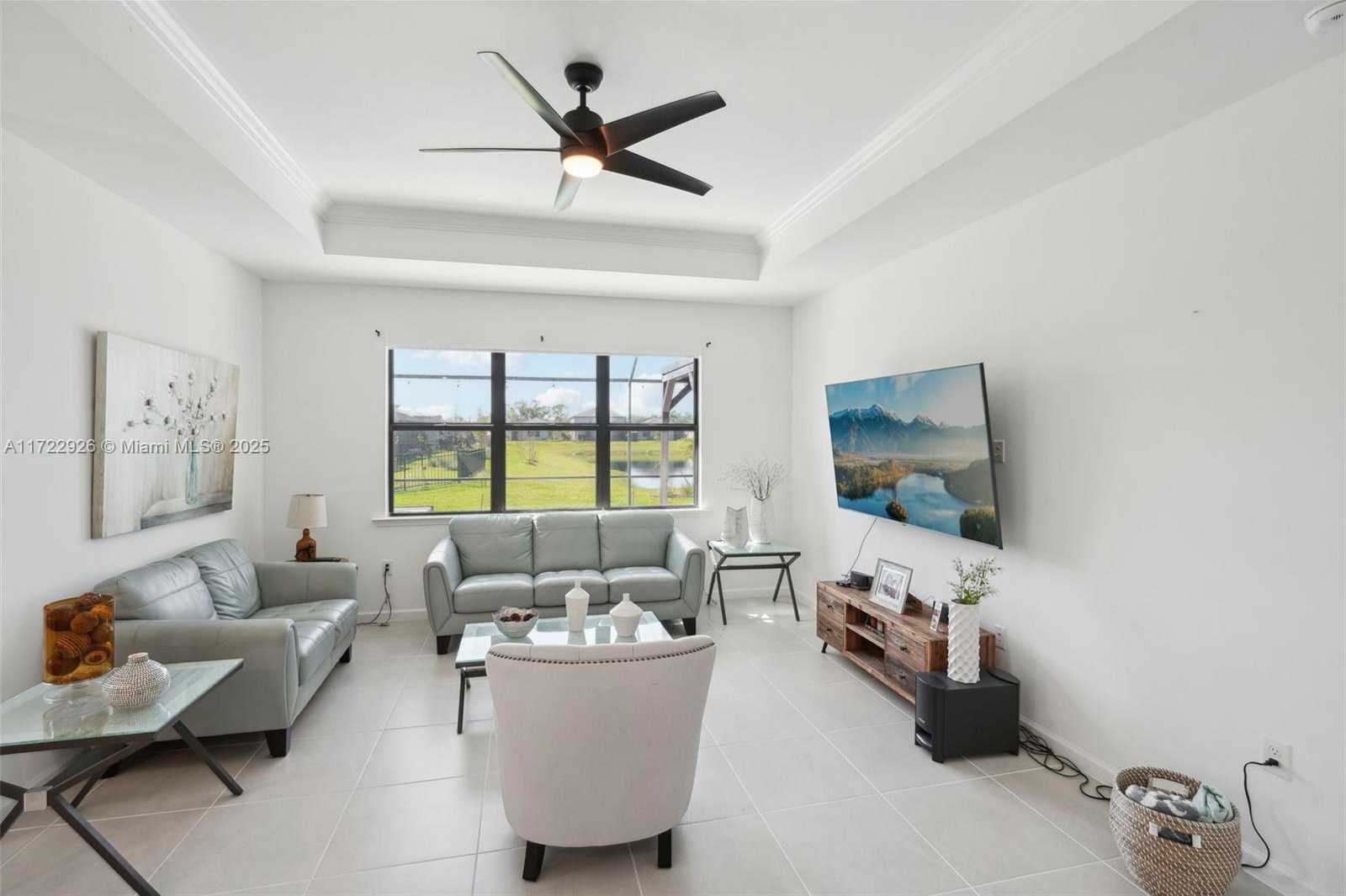 Small Image of 11162 ADDISON LAKE CIR, Fort Myers Number 8