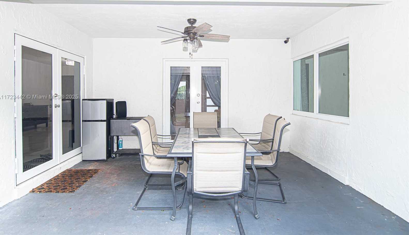 Small Image of 8612 MIRAMAR BLVD, Miramar Number 31