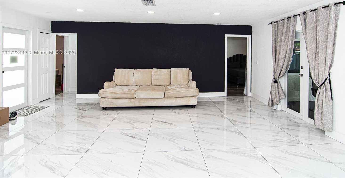 Small Image of 8612 MIRAMAR BLVD, Miramar Number 8