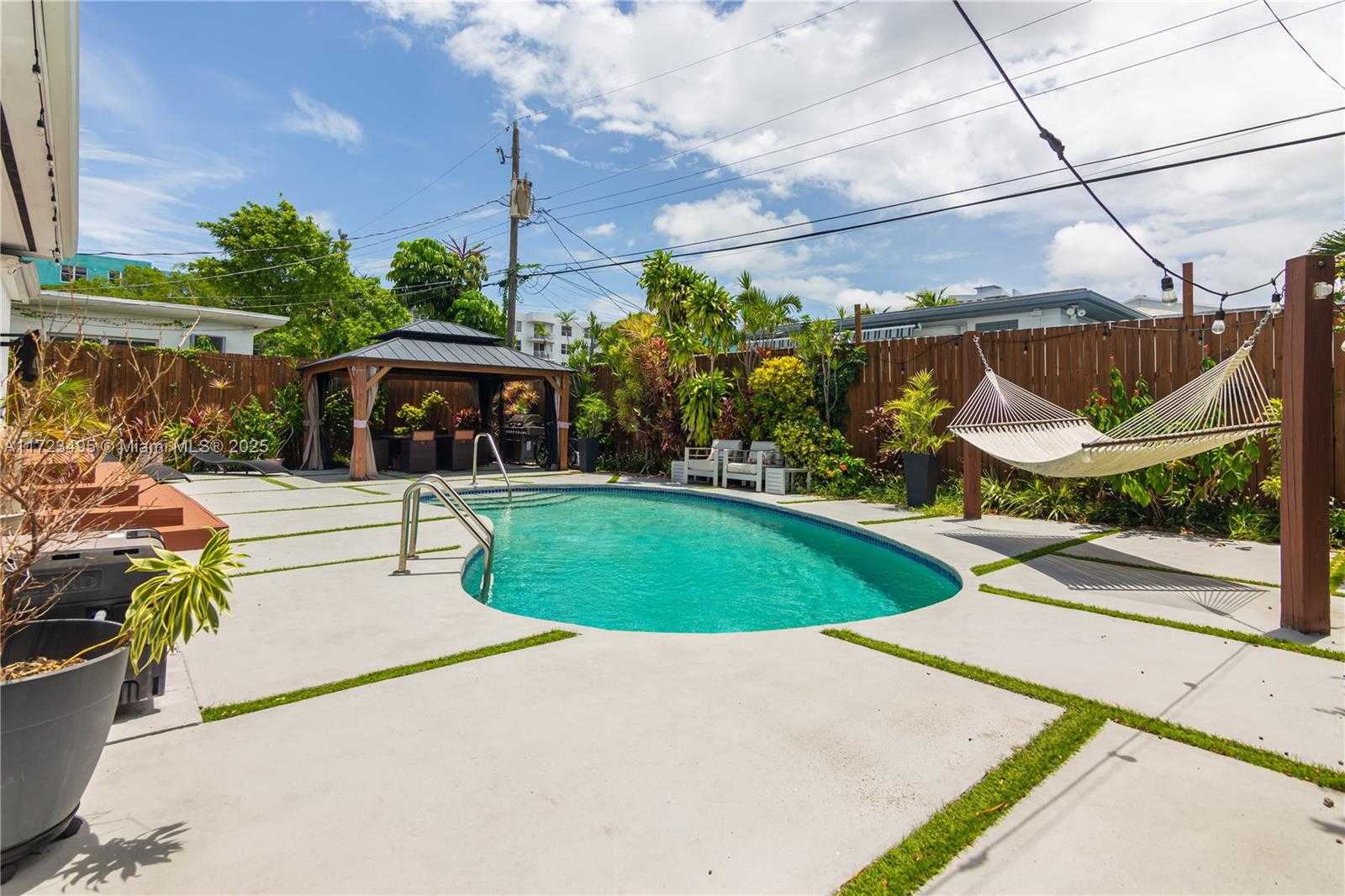 Small Image of 7549 ADVENTURE AVE, North Bay Village Number 23