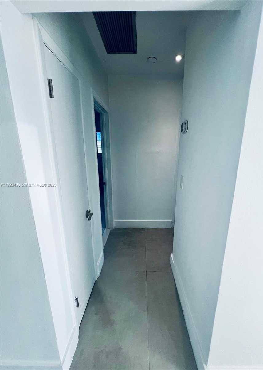 Small Image of 7549 ADVENTURE AVE, North Bay Village Number 67