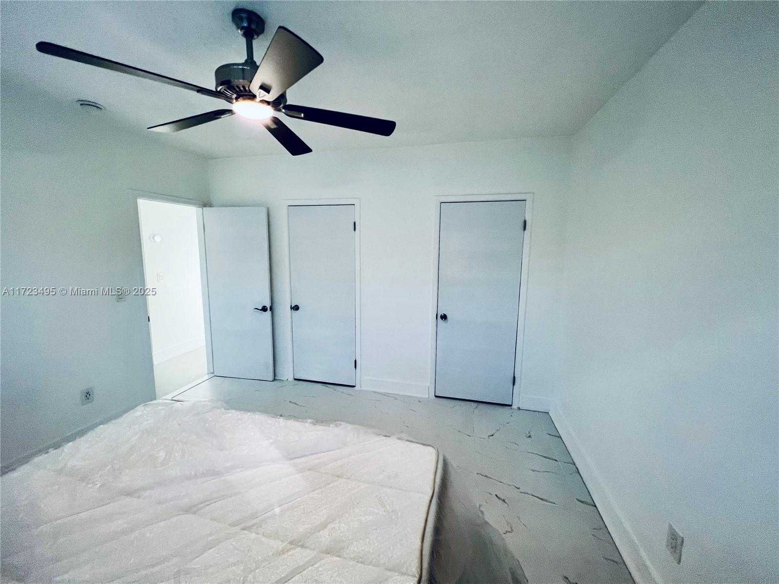 Small Image of 7549 ADVENTURE AVE, North Bay Village Number 74