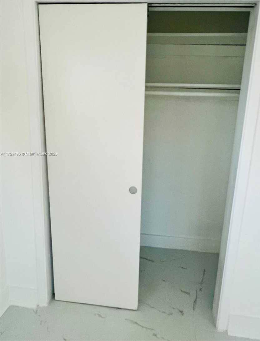 Small Image of 7549 ADVENTURE AVE, North Bay Village Number 79