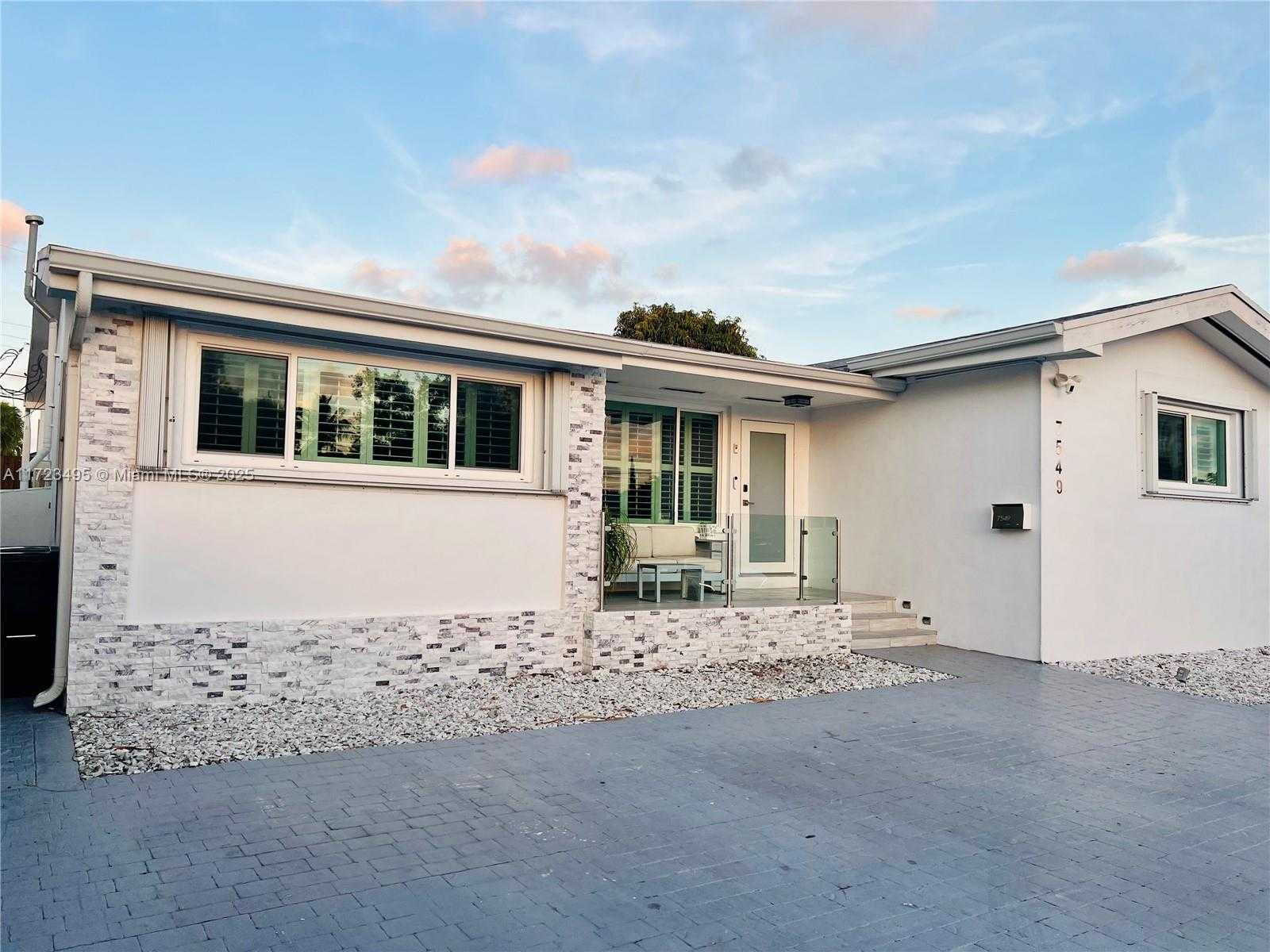 Small Image of 7549 ADVENTURE AVE, North Bay Village Number 8