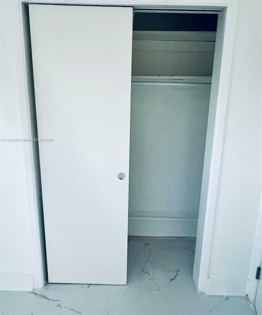 Small Image of 7549 ADVENTURE AVE, North Bay Village Number 80