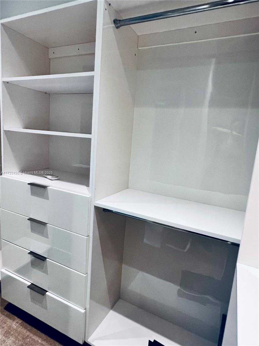 Small Image of 7549 ADVENTURE AVE, North Bay Village Number 93