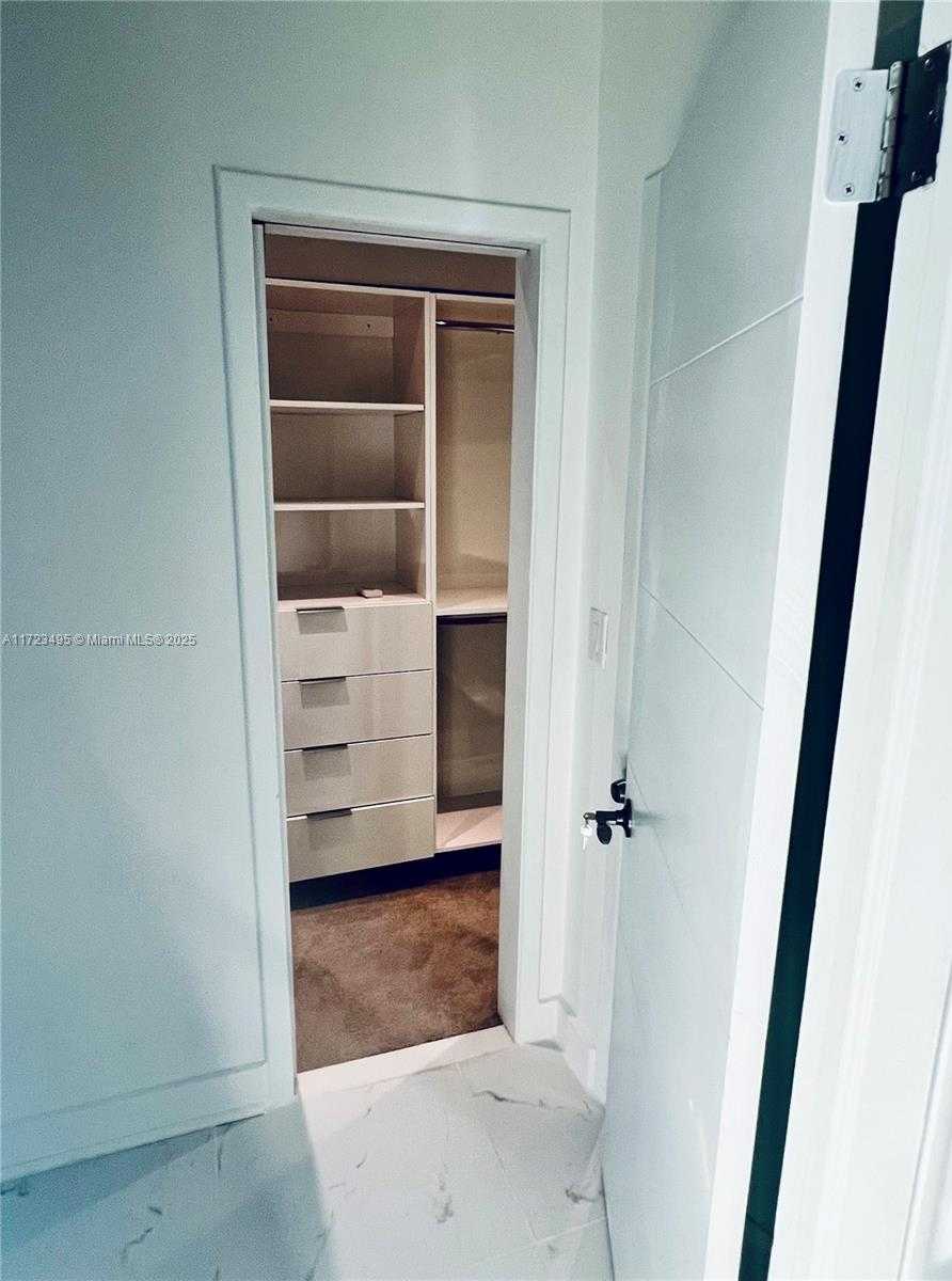 Small Image of 7549 ADVENTURE AVE, North Bay Village Number 94