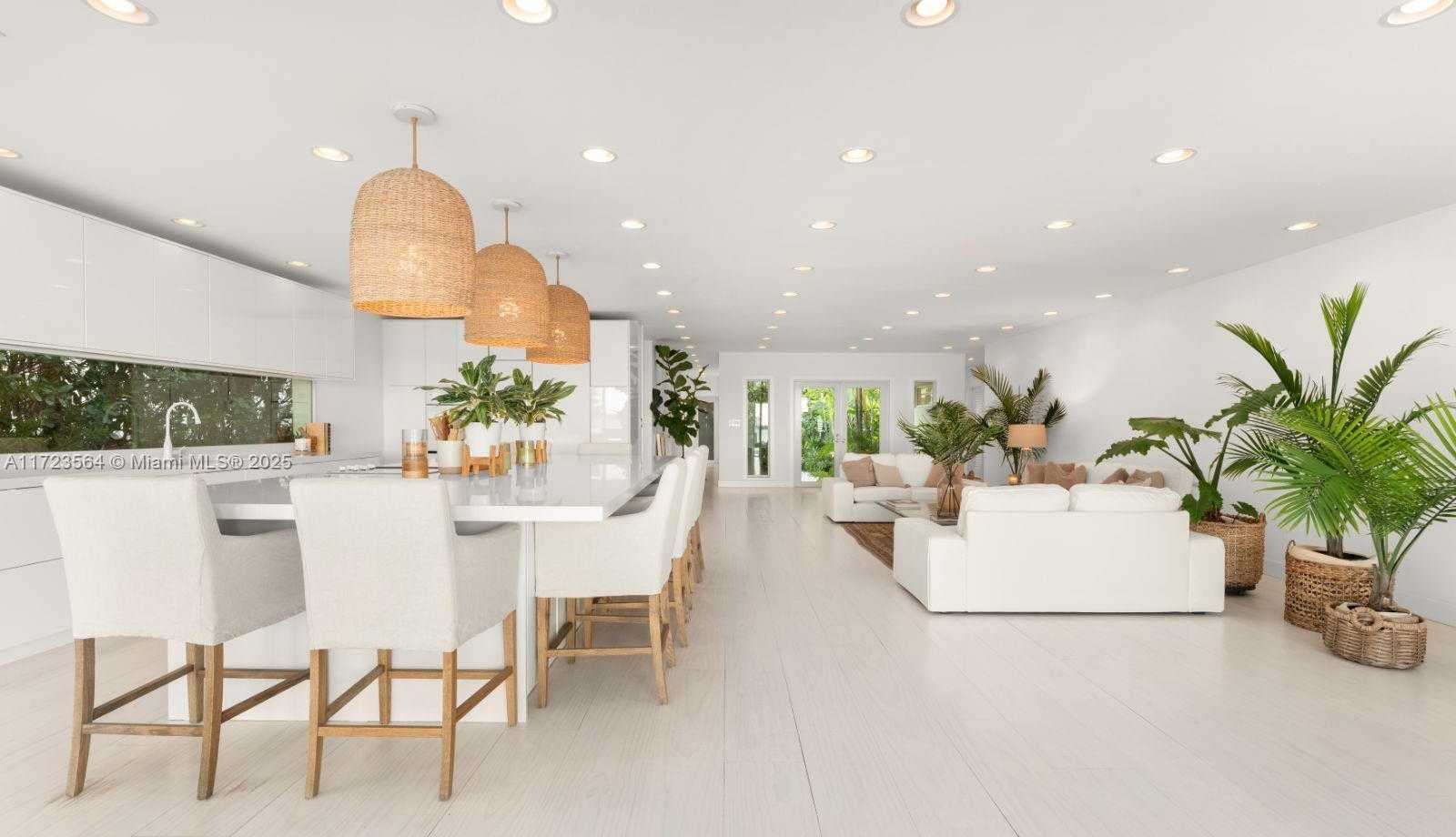 Small Image of 1065 NORTH SHORE DR, Miami Beach Number 11