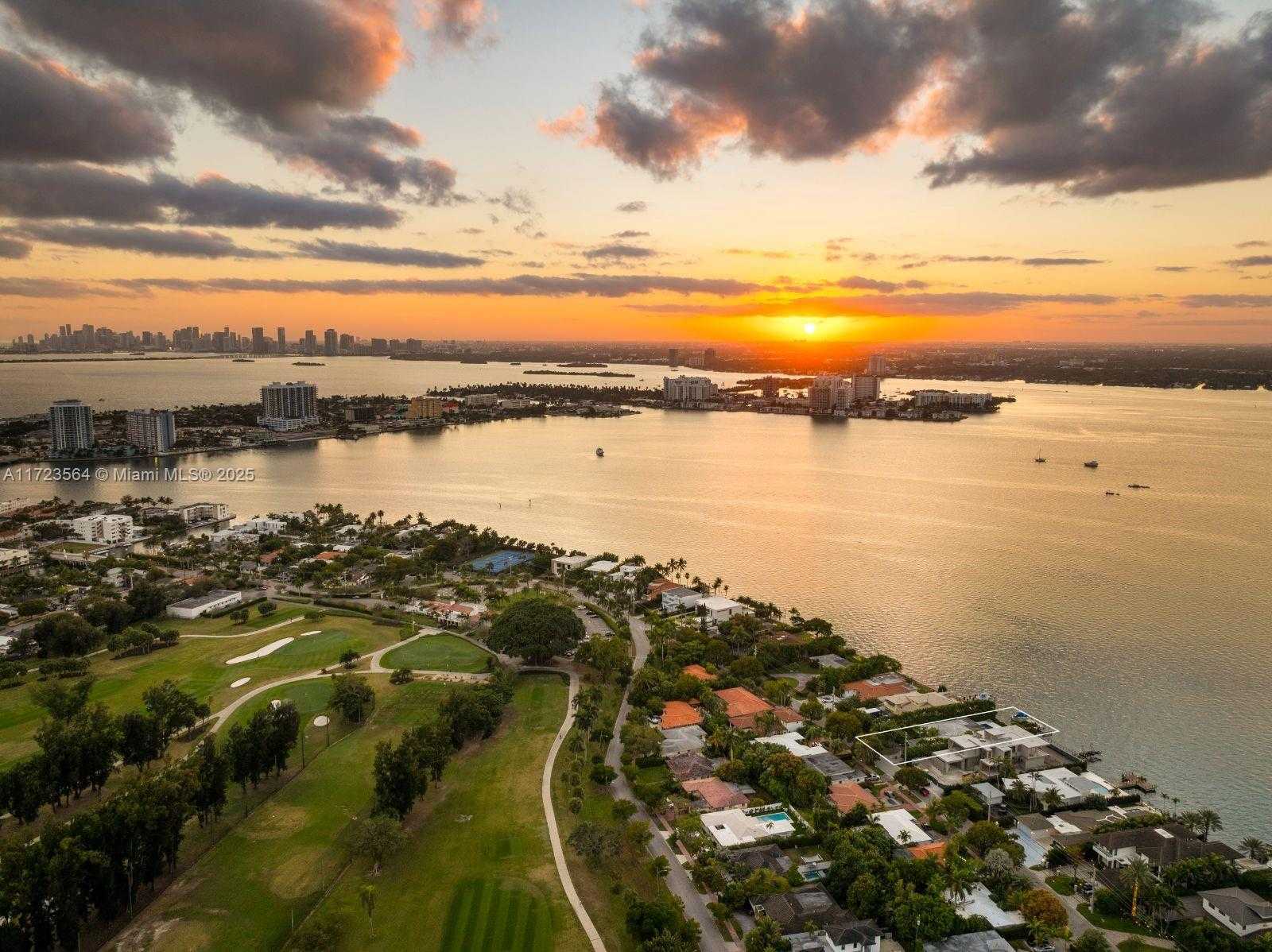 Small Image of 1065 NORTH SHORE DR, Miami Beach Number 37