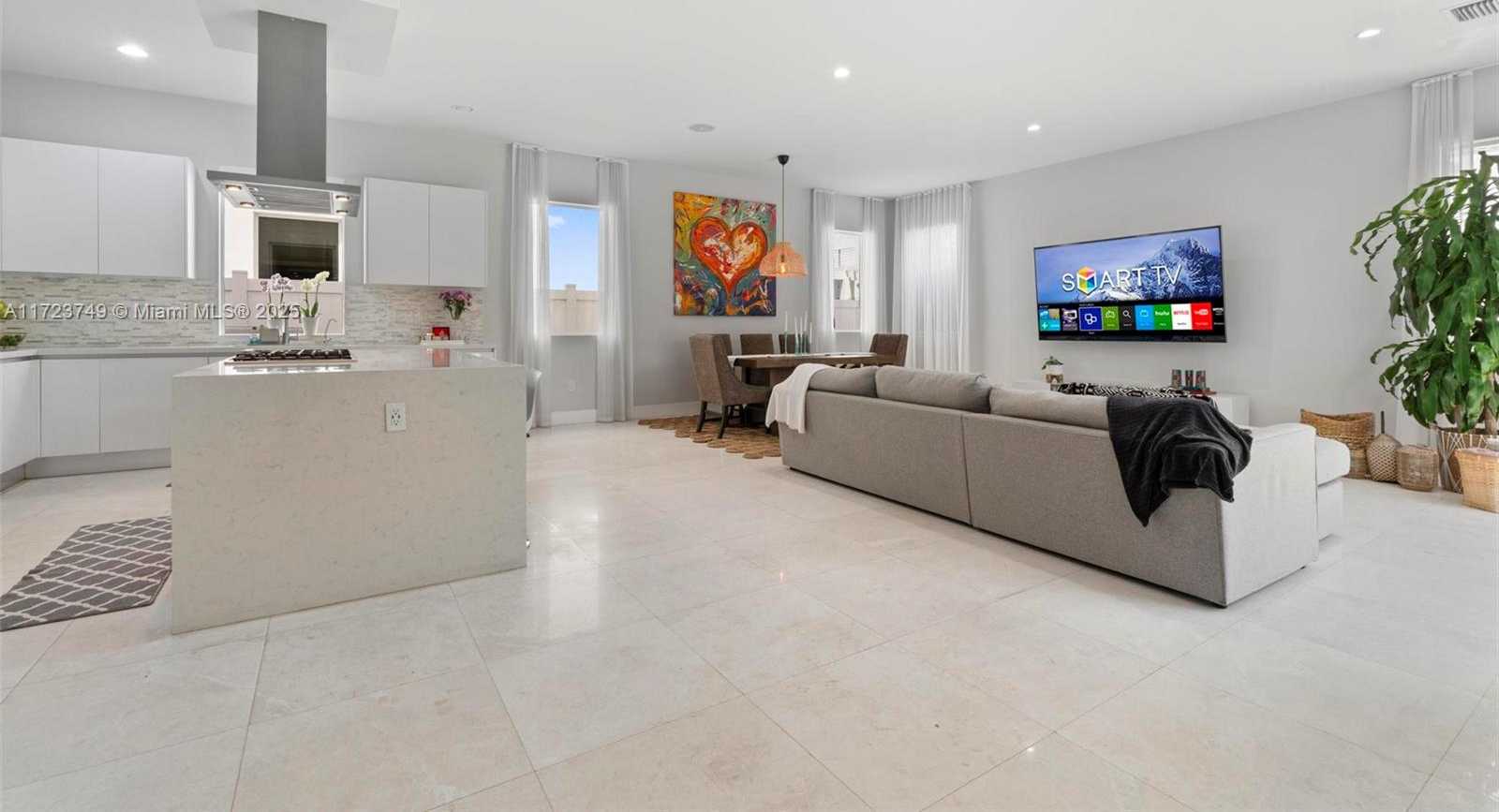 Small Image of 7457 NORTH WEST 101ST AVE, Doral Number 16