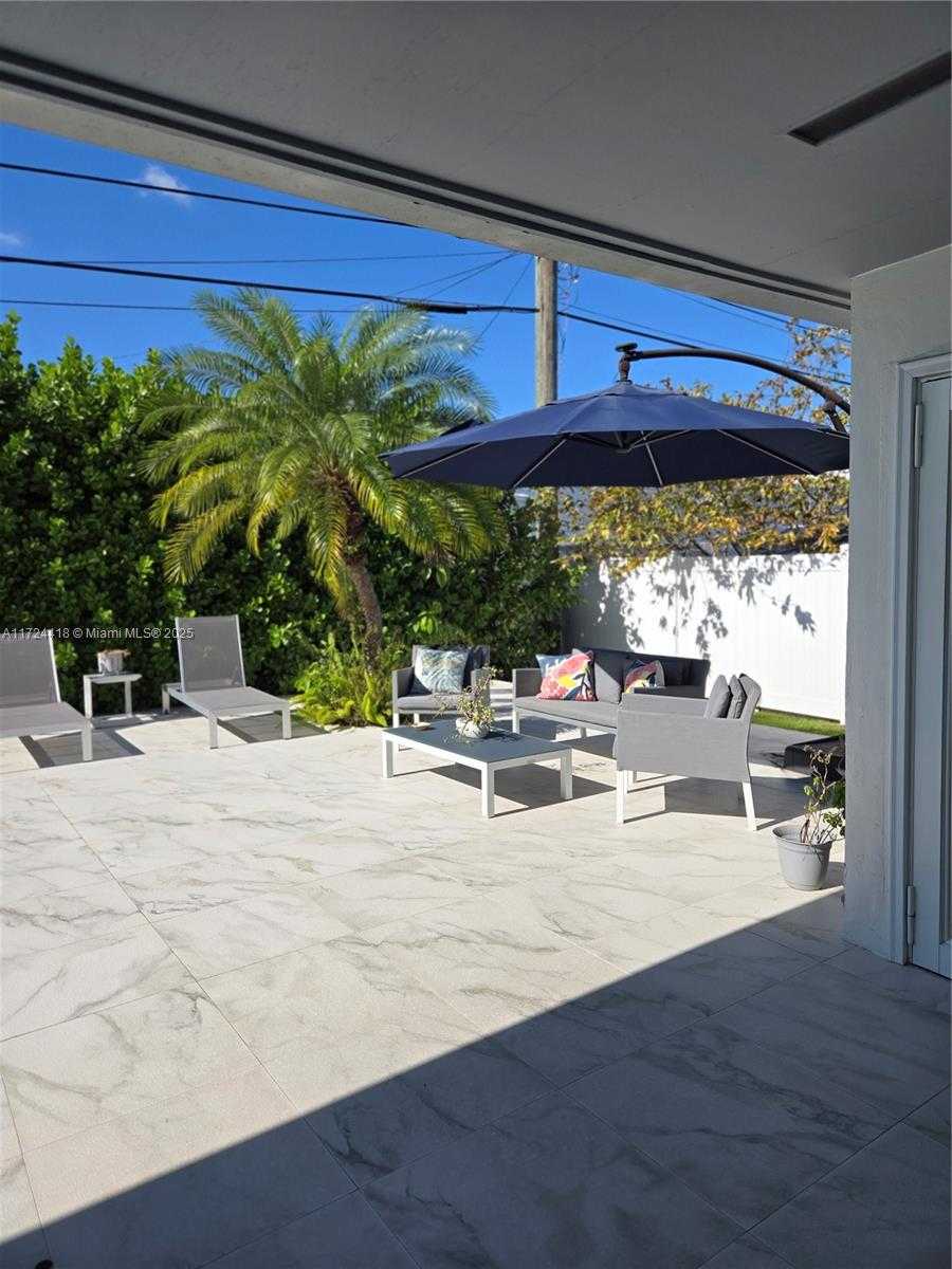 Small Image of 15100 SOUTH WEST 89TH CT, Palmetto Bay Number 11
