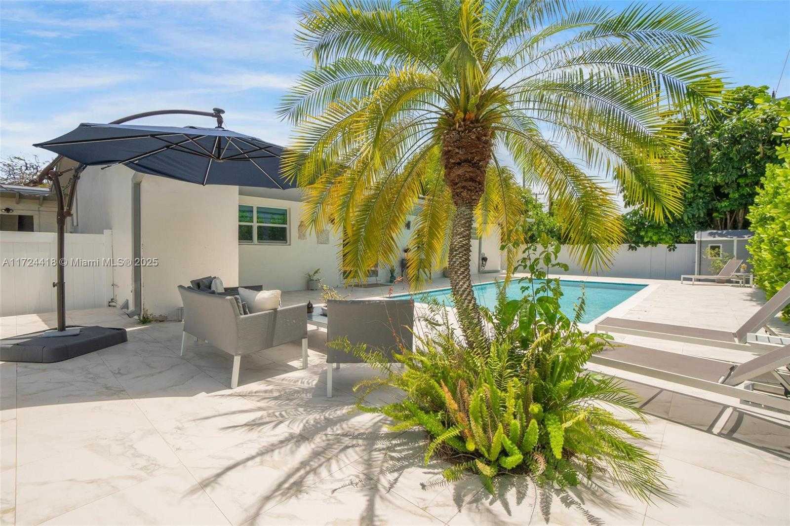 Small Image of 15100 SOUTH WEST 89TH CT, Palmetto Bay Number 30