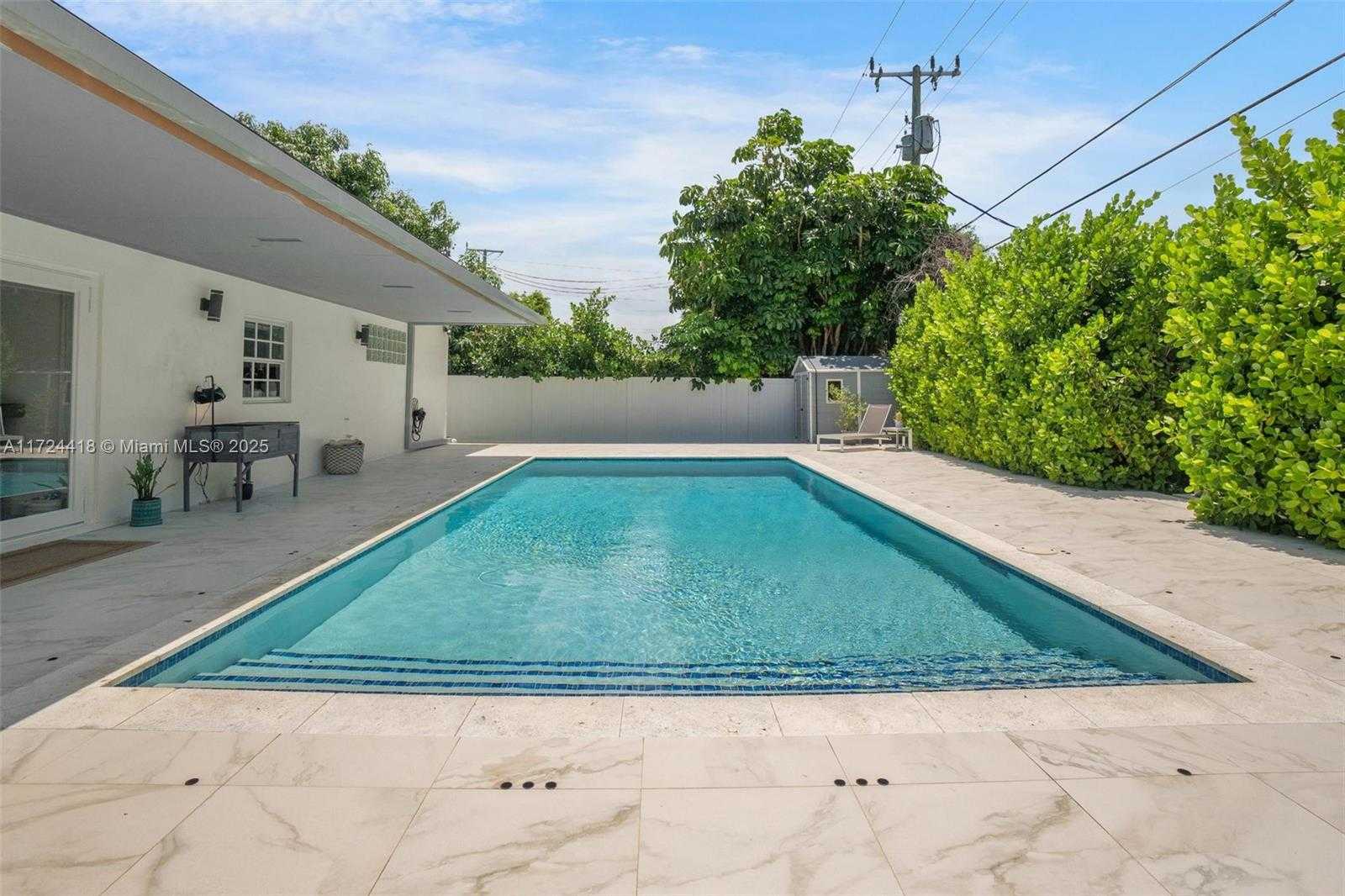 Small Image of 15100 SOUTH WEST 89TH CT, Palmetto Bay Number 32