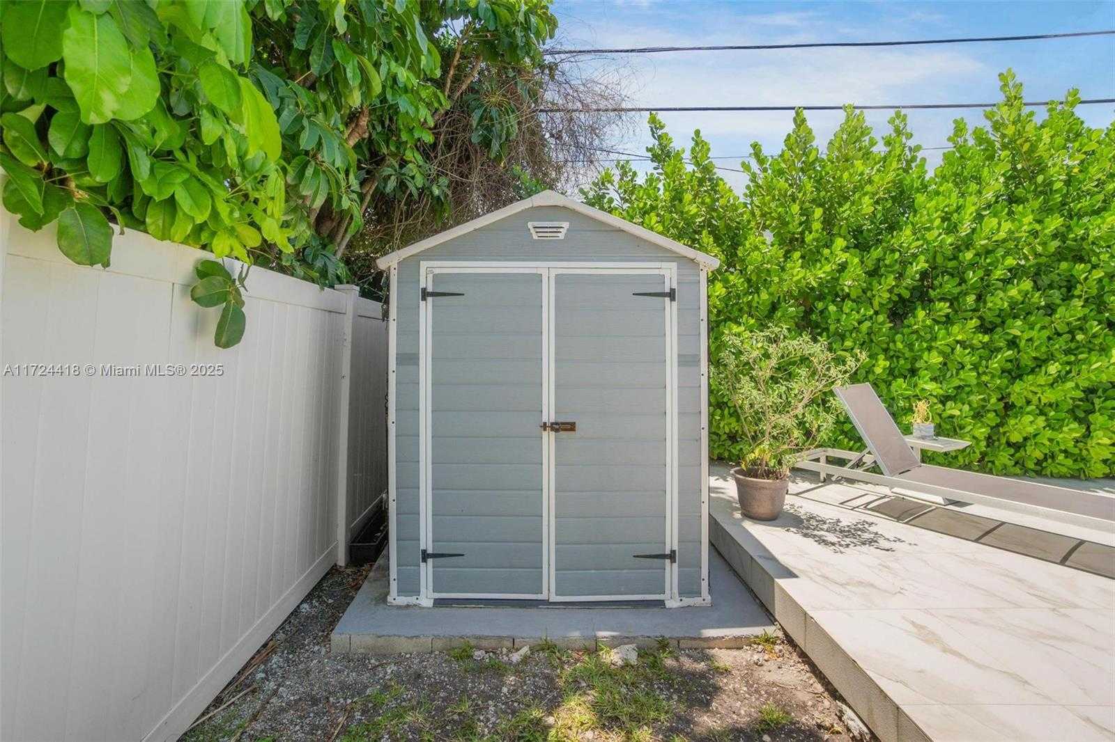 Small Image of 15100 SOUTH WEST 89TH CT, Palmetto Bay Number 37