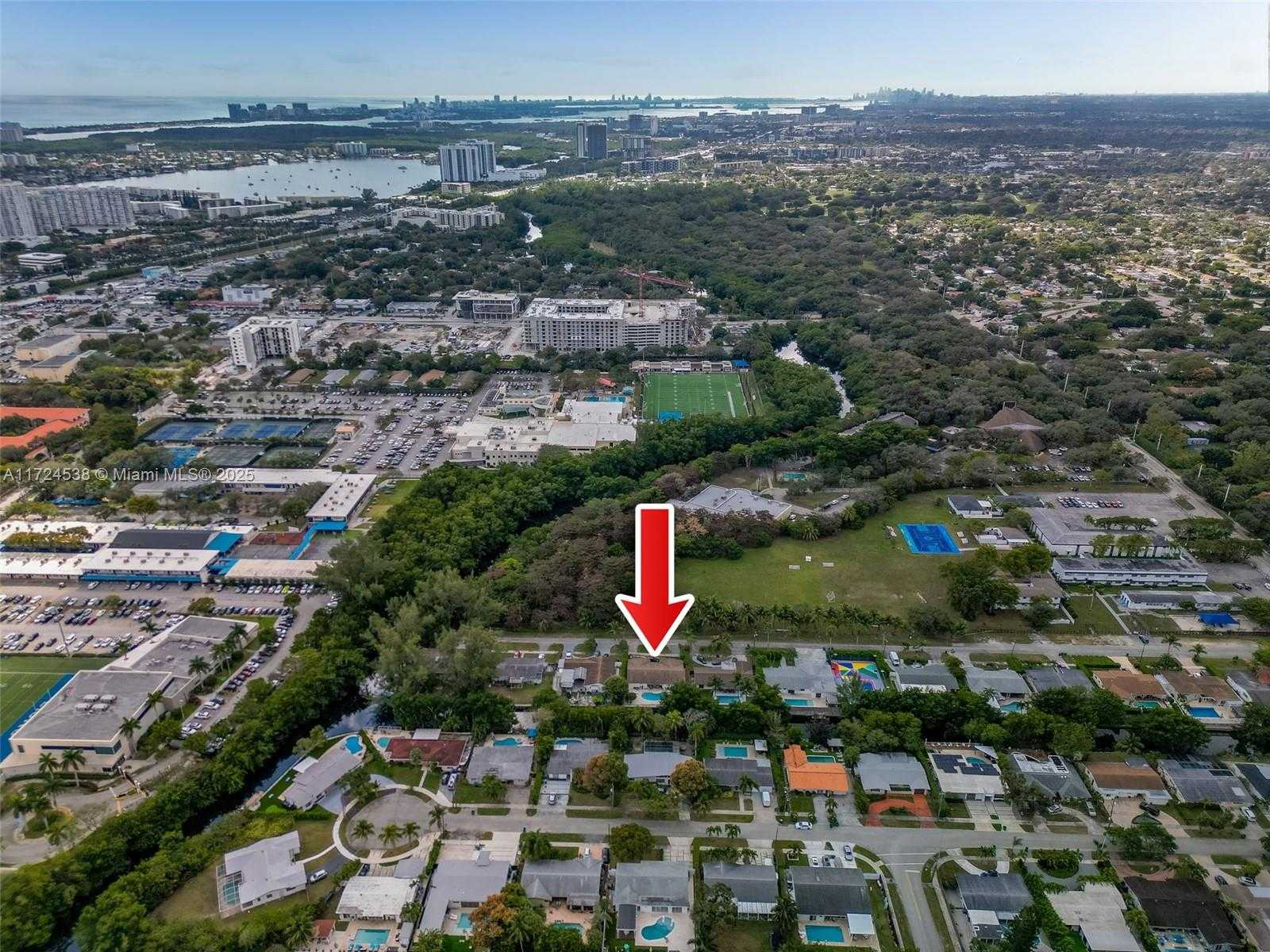 Small Image of 2325 NORTH EAST 191ST ST, Miami Number 35