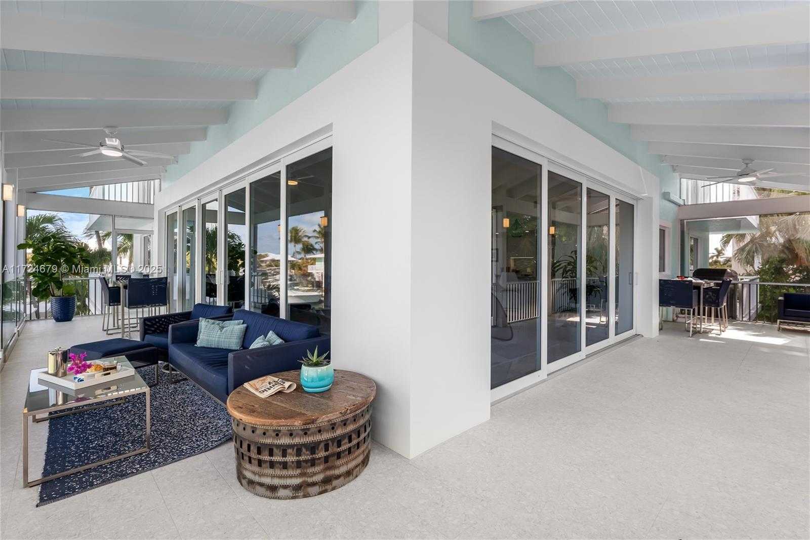 Small Image of 186 BAYVIEW DR, Islamorada Number 20