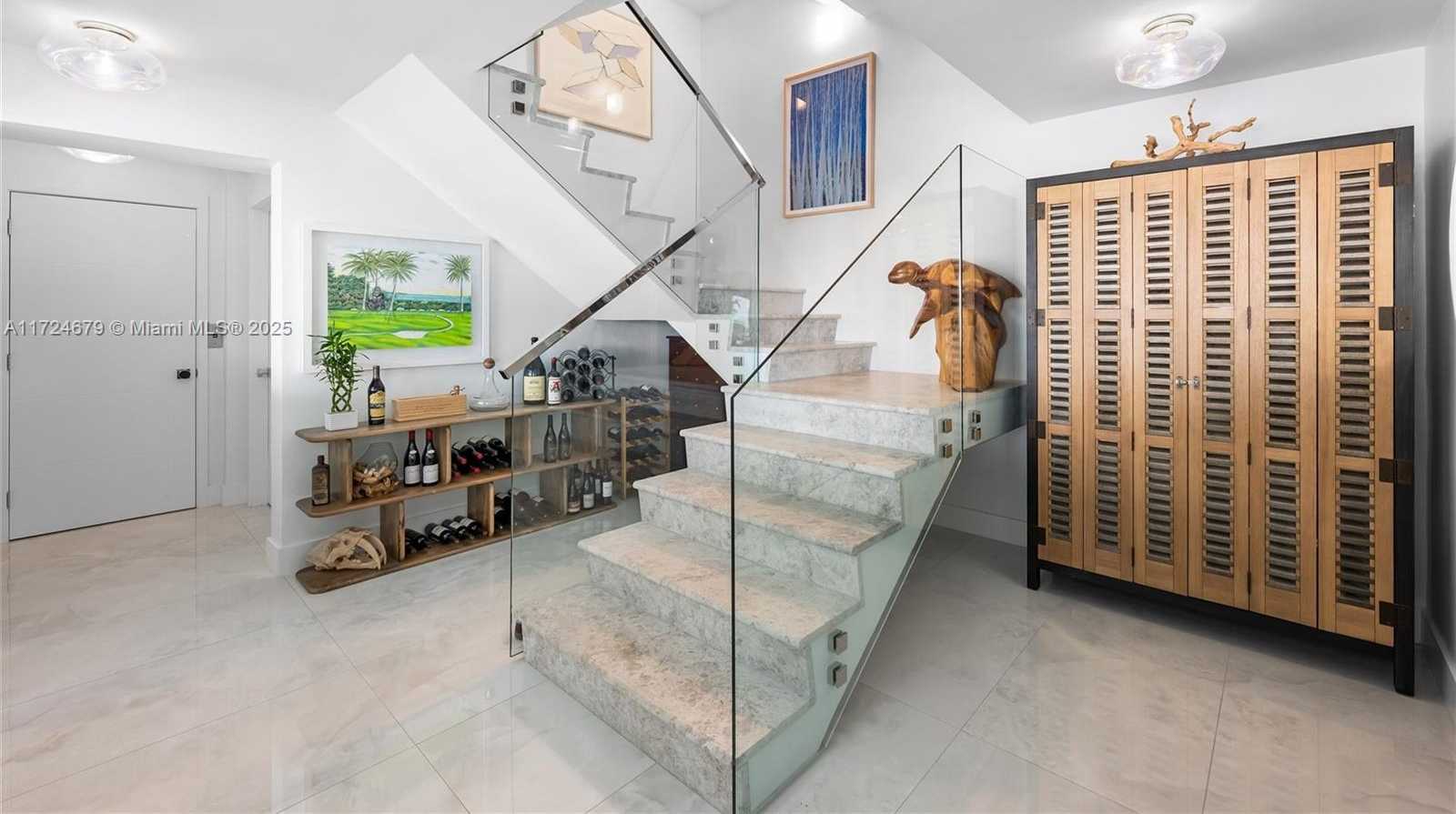 Small Image of 186 BAYVIEW DR, Islamorada Number 52