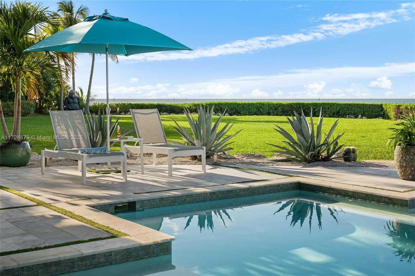 Small Image of 186 BAYVIEW DR, Islamorada Number 70