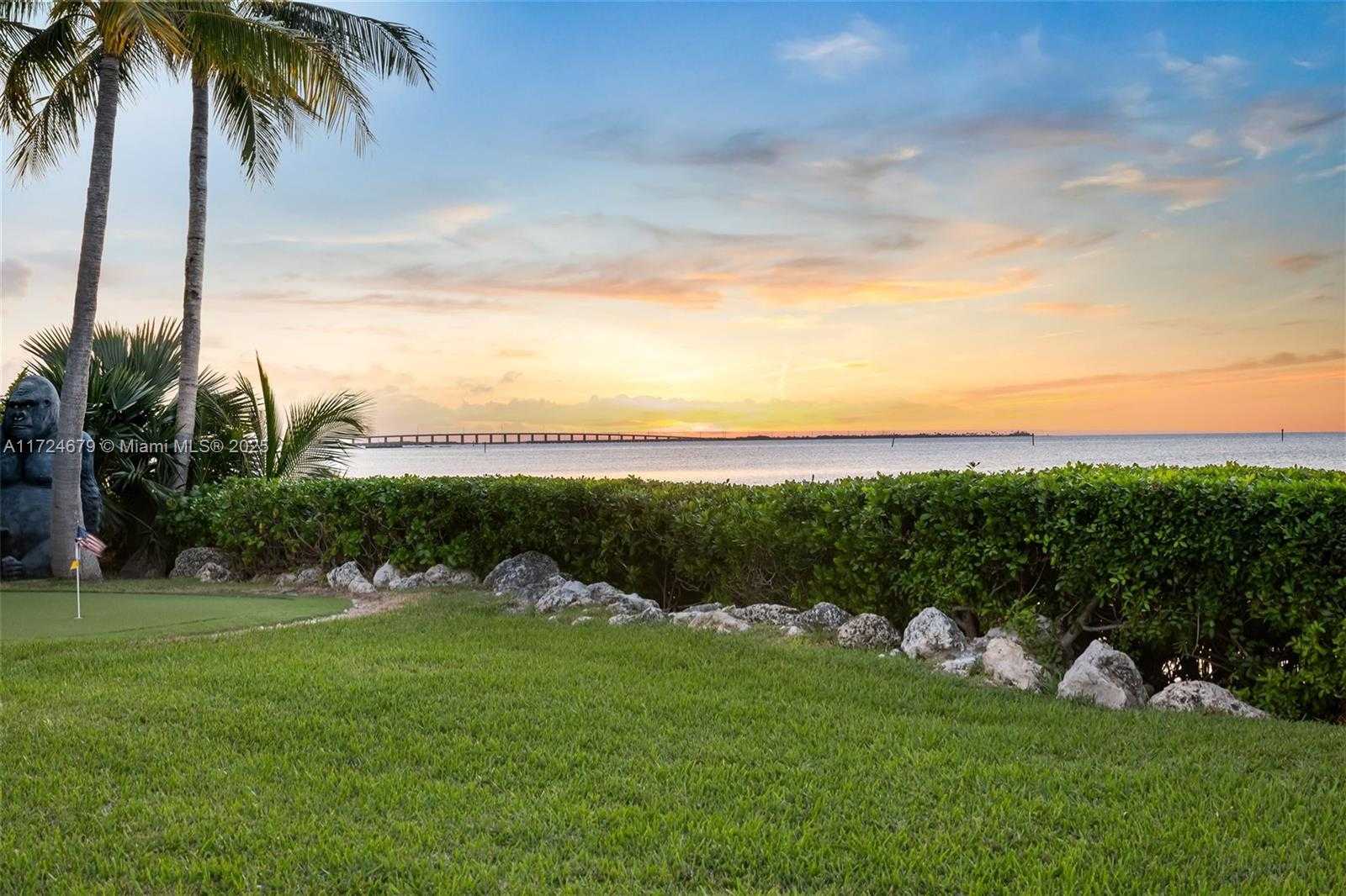 Small Image of 186 BAYVIEW DR, Islamorada Number 72