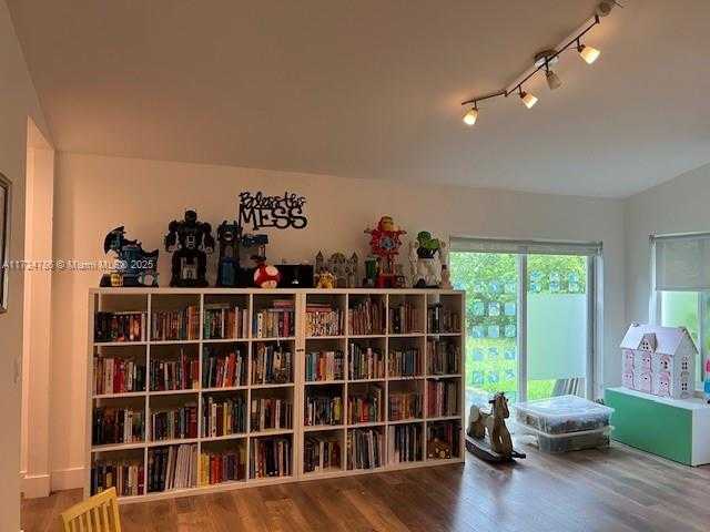 Small Image of 4357 MAGNOLIA RIDGE DR, Weston Number 55