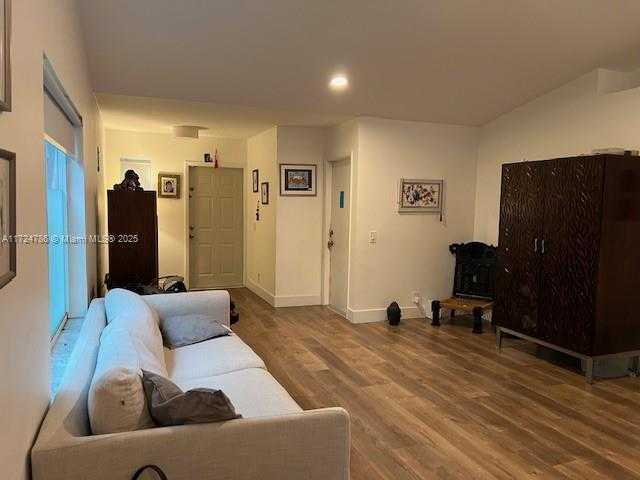 Small Image of 4357 MAGNOLIA RIDGE DR, Weston Number 59