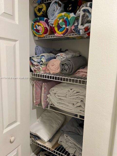 Small Image of 4357 MAGNOLIA RIDGE DR, Weston Number 66