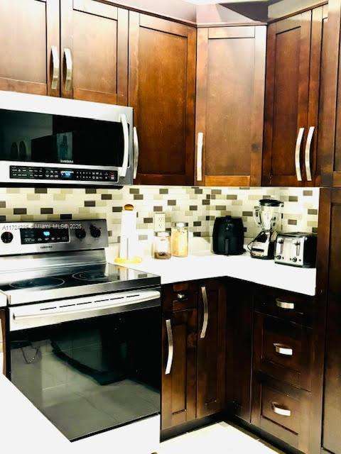 Small Image of 4357 MAGNOLIA RIDGE DR, Weston Number 7