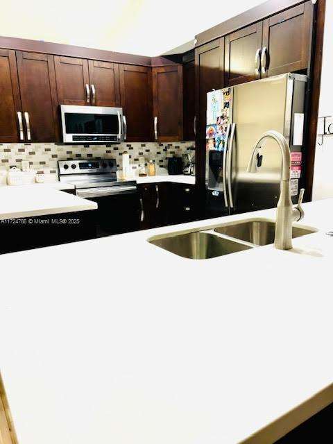 Small Image of 4357 MAGNOLIA RIDGE DR, Weston Number 8