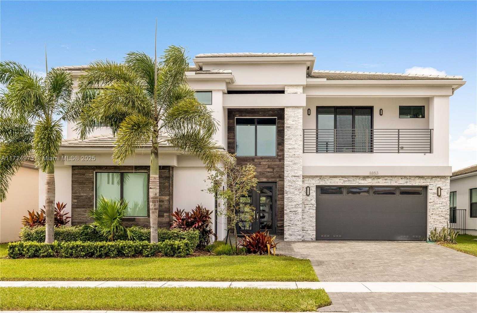 Small Image of 8853 NEW RIVER FALLS RD, Boca Raton Number 3